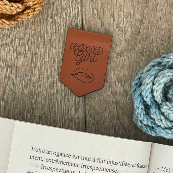 Marque-pages cuir magnétique - Good girl